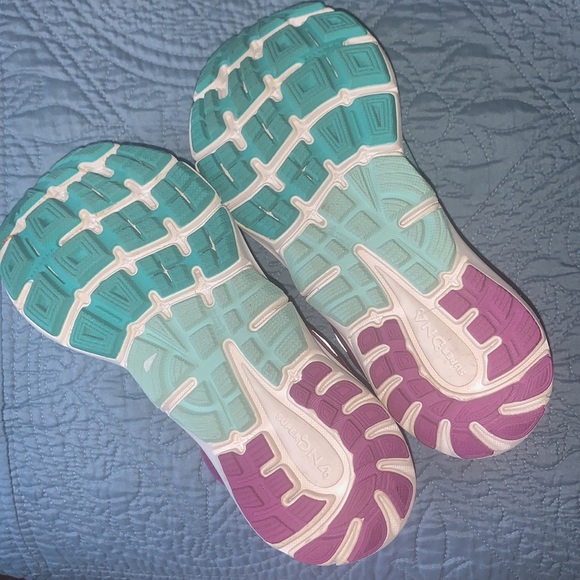 BROOKS Transcend 3 guide rails super DNA athletic shoes Size 7 - Picture 10 of 11